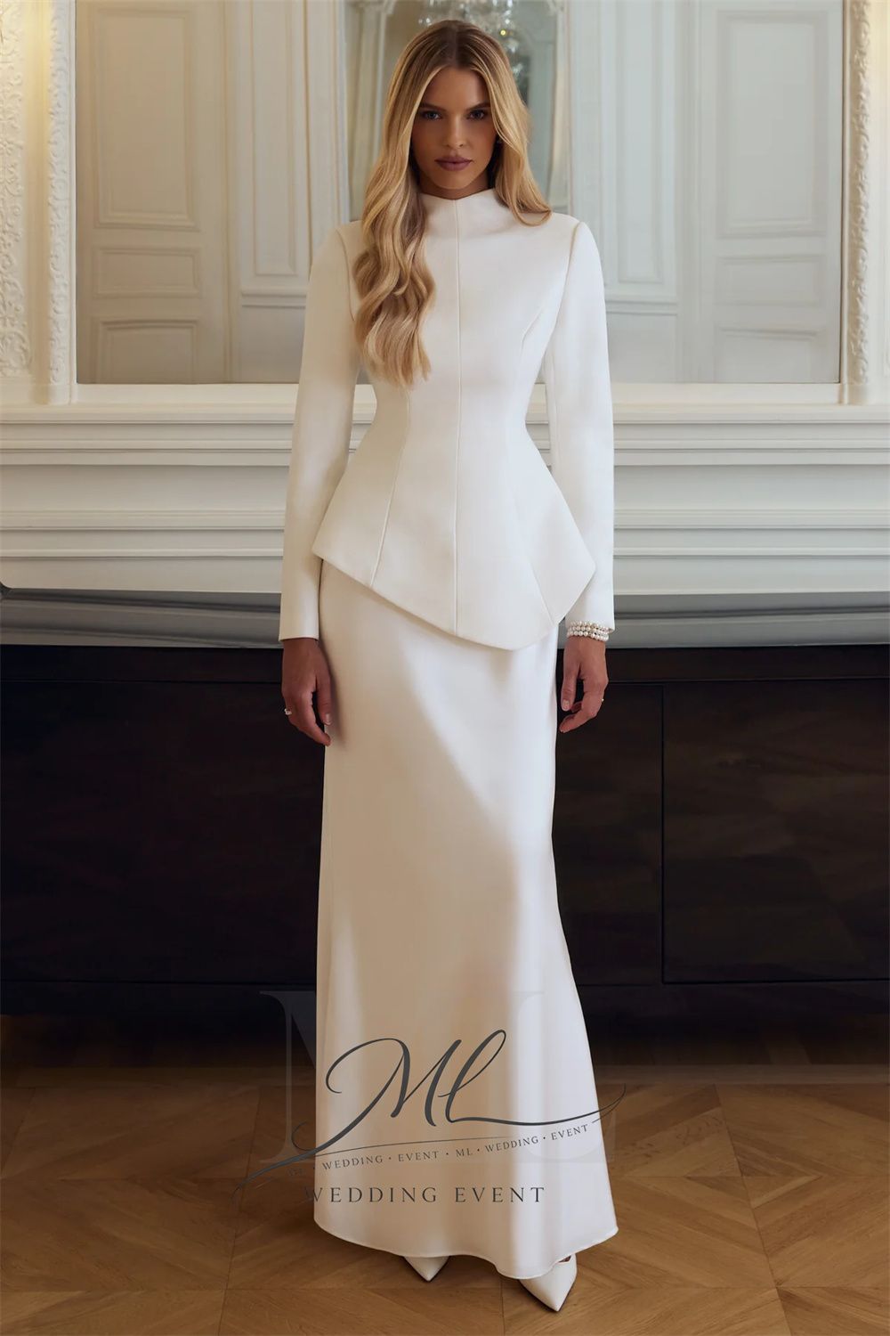 ML Advanced Fashion Halter Dre - огляд і ціна Vintage Fashion Events