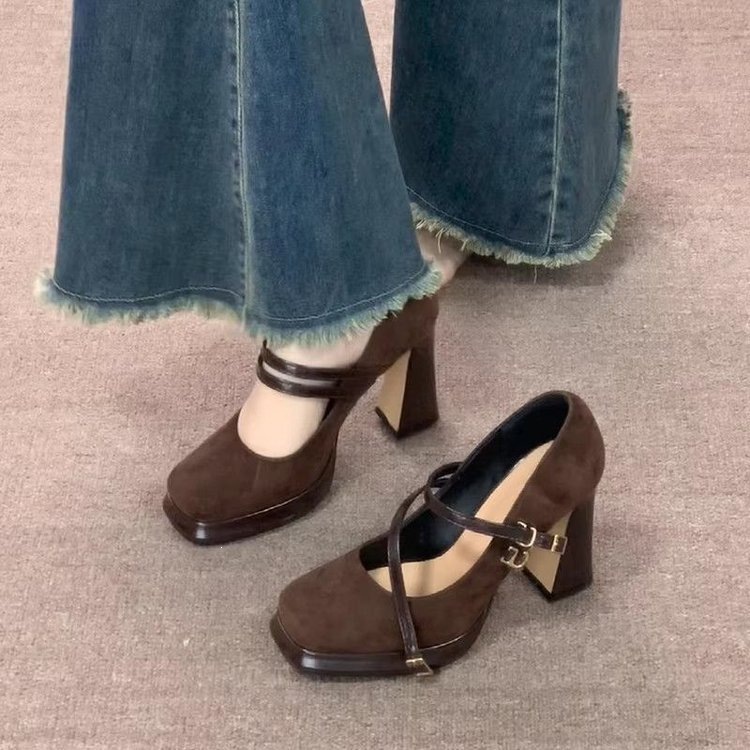 Vintage Thick High Women Mary  - огляд і ціна Vintage Fashion Girl