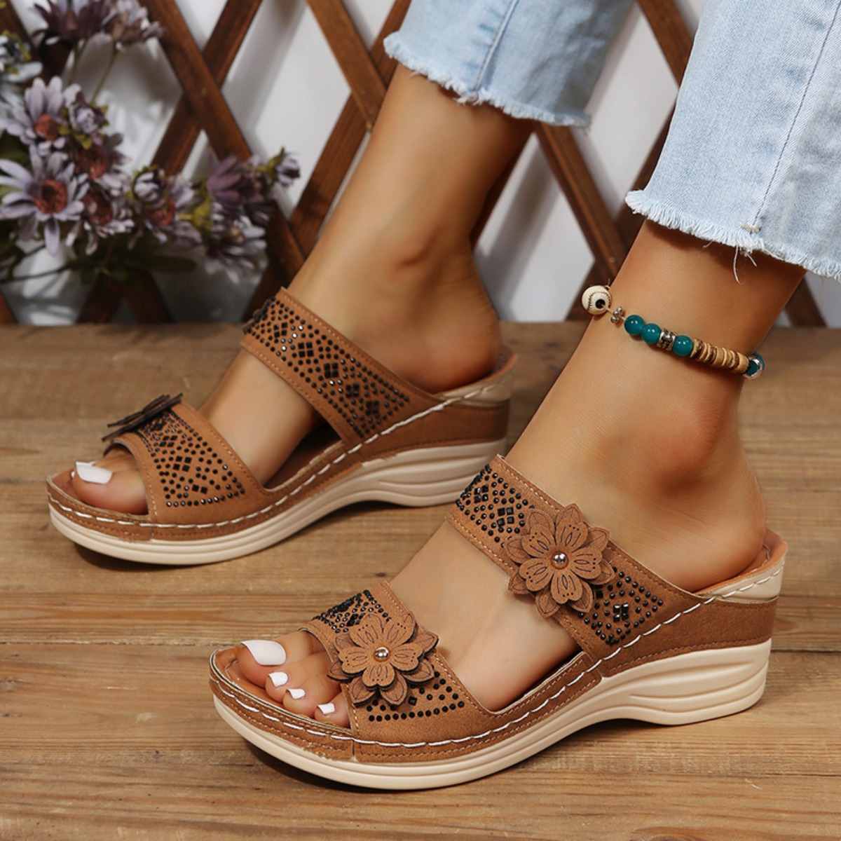 New Fashion Summer Women Wedge - огляд і ціна Vintage Fashion Female