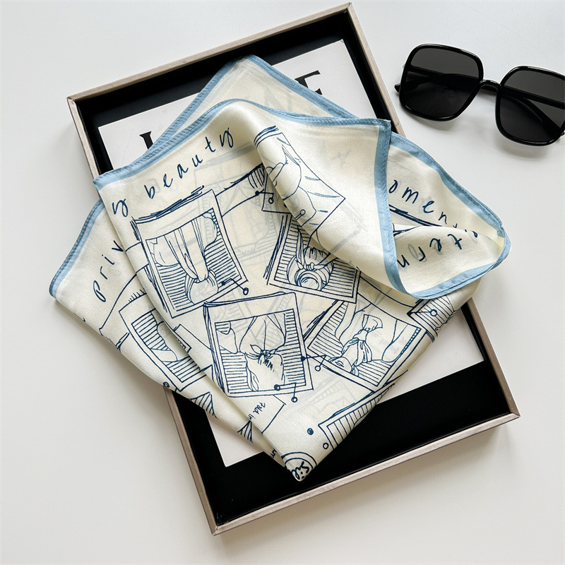 Vintage Sketch Print Satin Sma - огляд і ціна Vintage Fashion Sketches