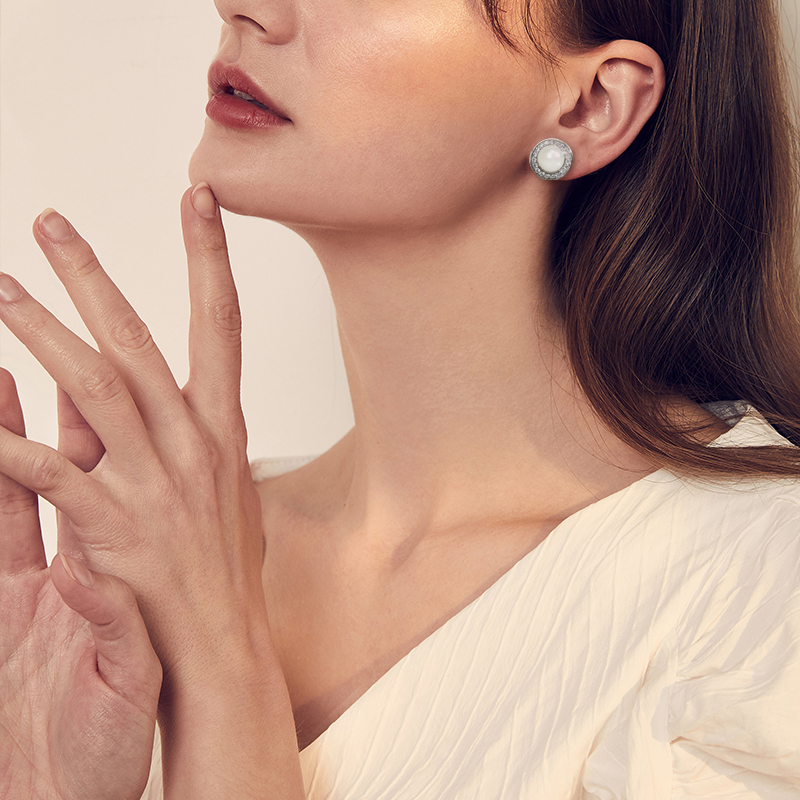 Vintage Women Brand Jewelry Hi - огляд і ціна Vintage Fashion Jewelry Brands