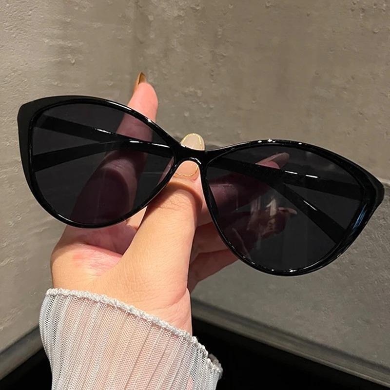 1Pc Retro Frame Cat Eye Sungla - огляд і ціна Vintage Fashion Girl